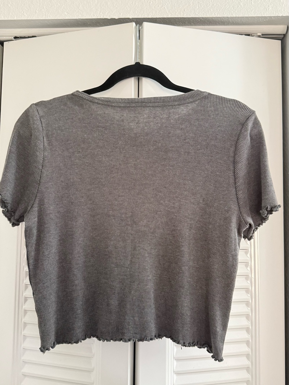 Aerie Gray Ribbed Crop Tee - Picture 2 of 3